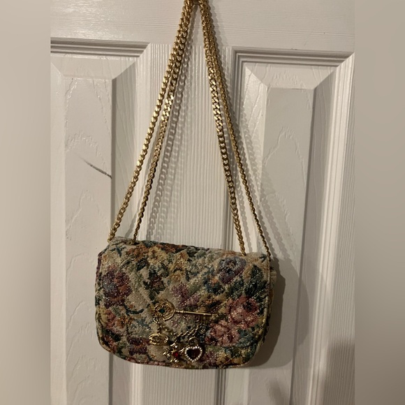 ALDO Vintage Floral - Picture 9 of 11